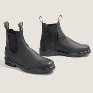 Blundstone Women’s #063 Black Chelsea Boots